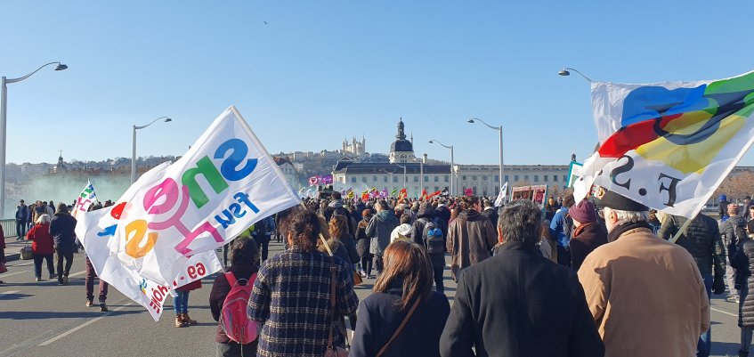 Samedi 11 février : toutes les générations dans la rue contre la réforme des (…)