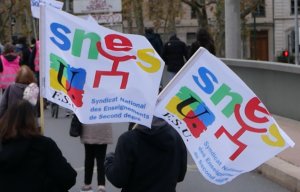 Appel aux personnels à se tenir aux côtés des élèves et à la grève le 6 octobre